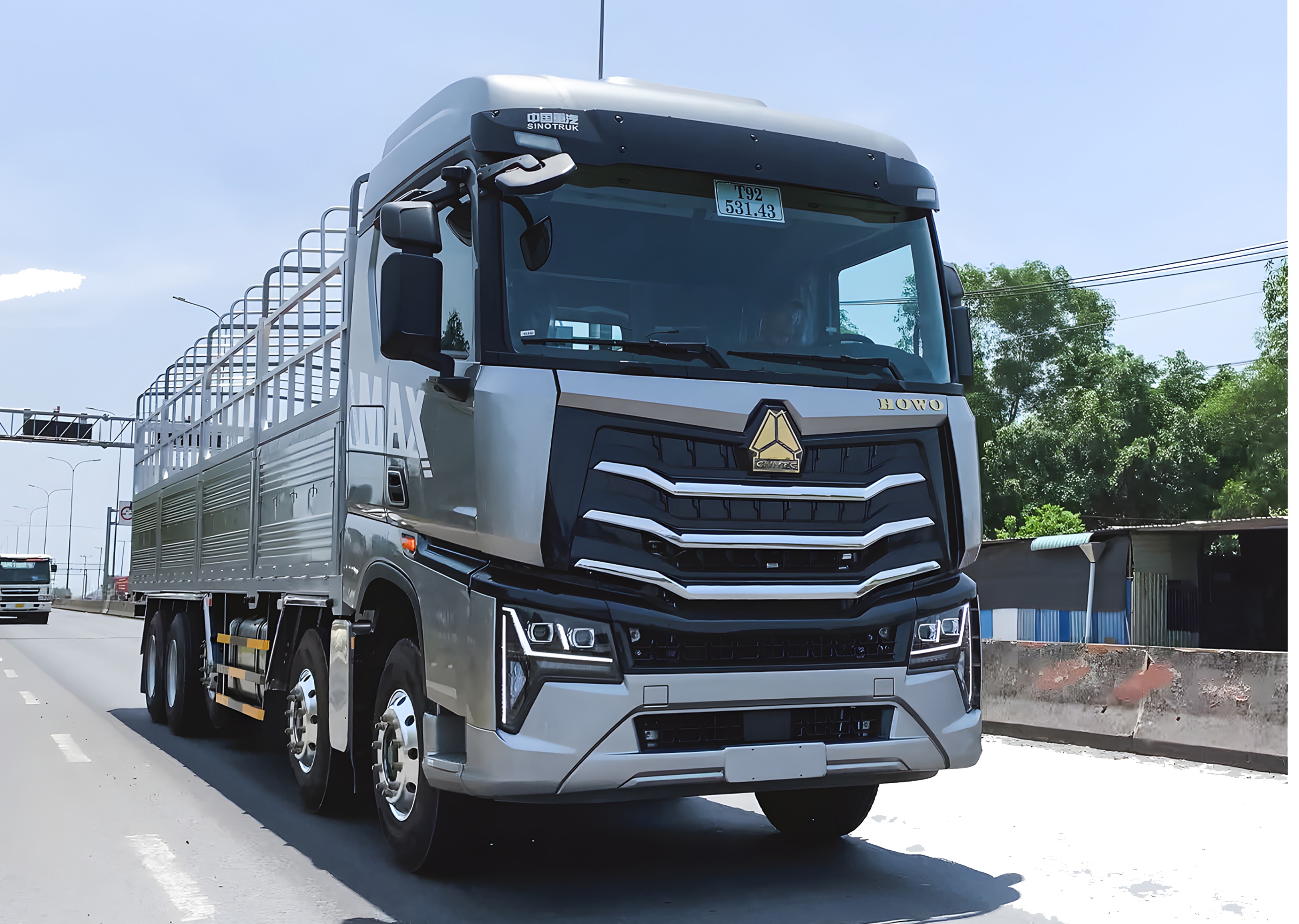 XE TẢI & XE ĐẦU KÉO HOWO